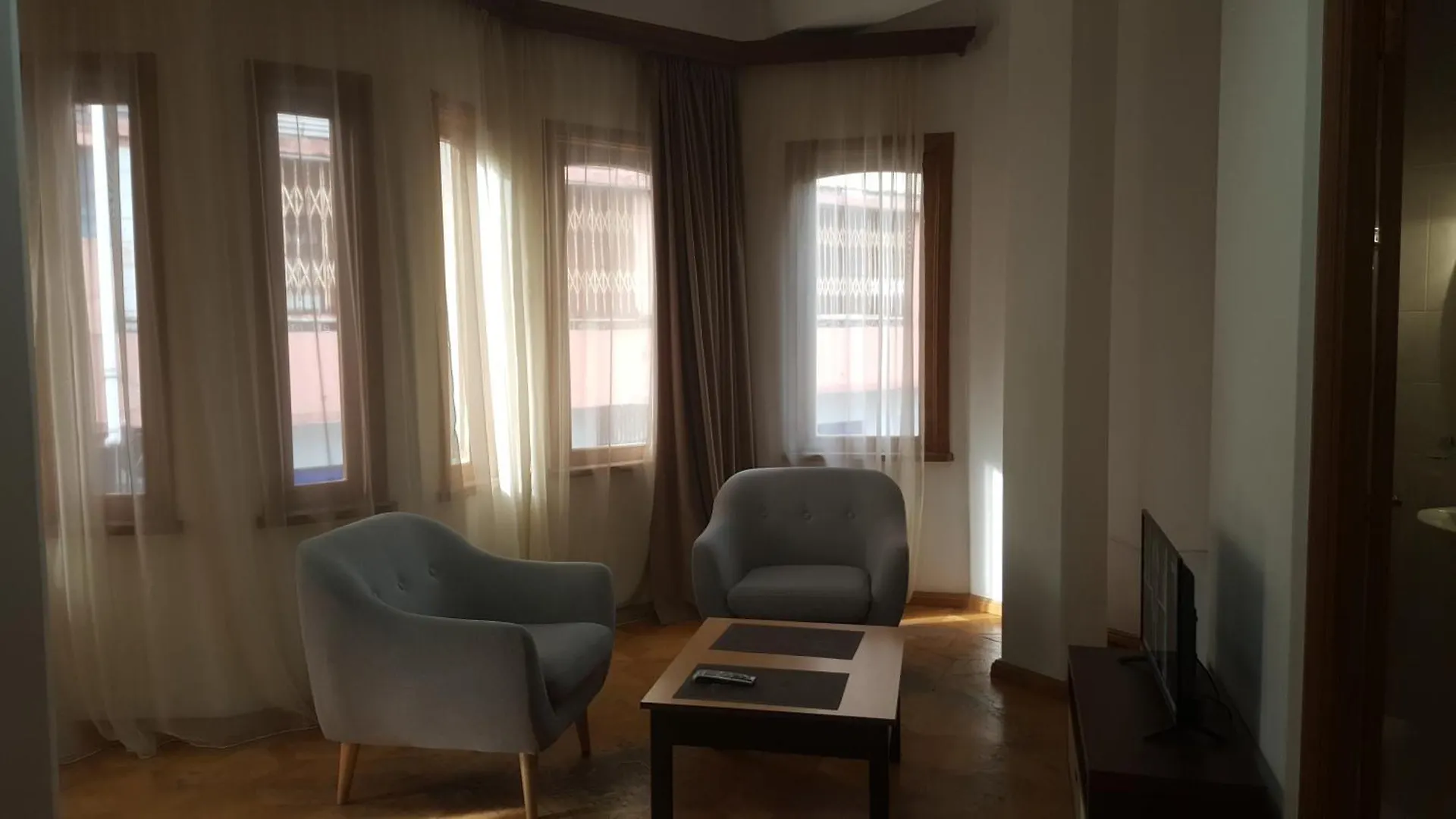 Guest house Уютный 2-Х Месный Номер С Балконом В Старом Батуми